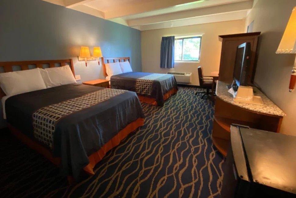 Economy Inn & Suites: Your Tranquil Retreat in North Randall